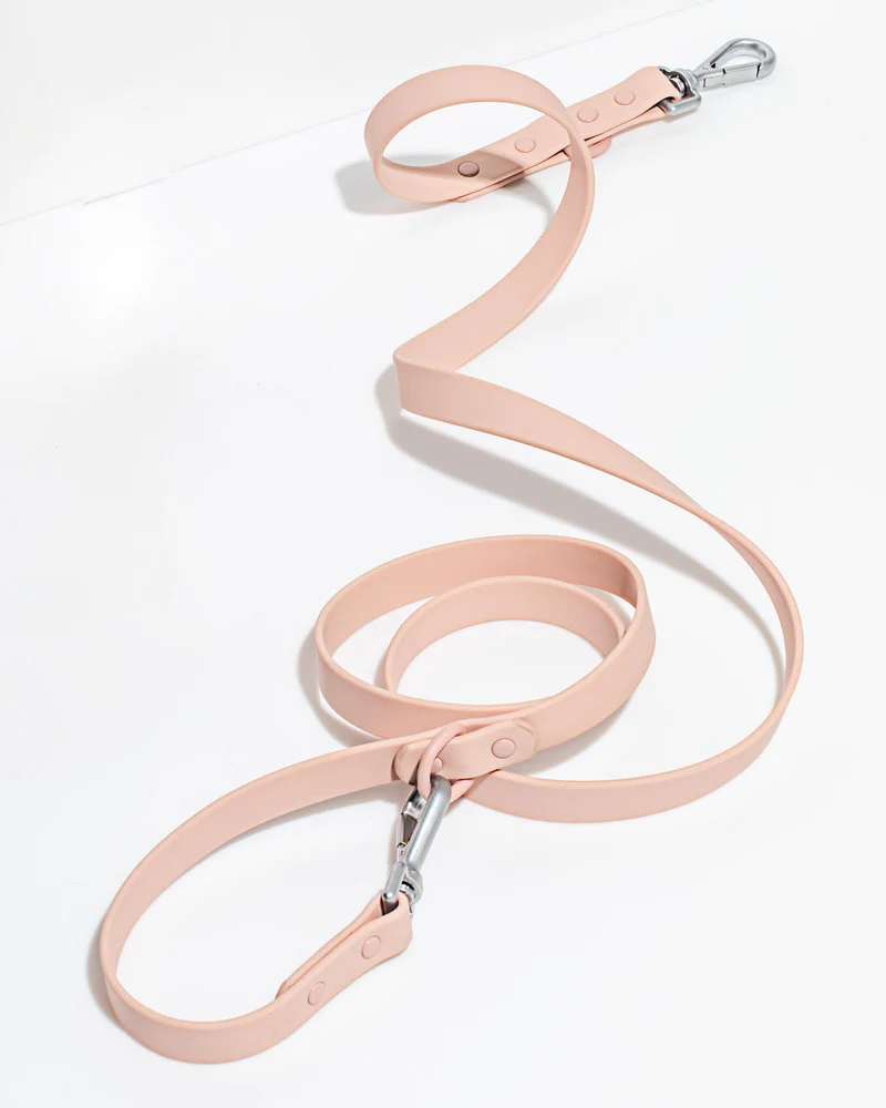 Povodec Blush